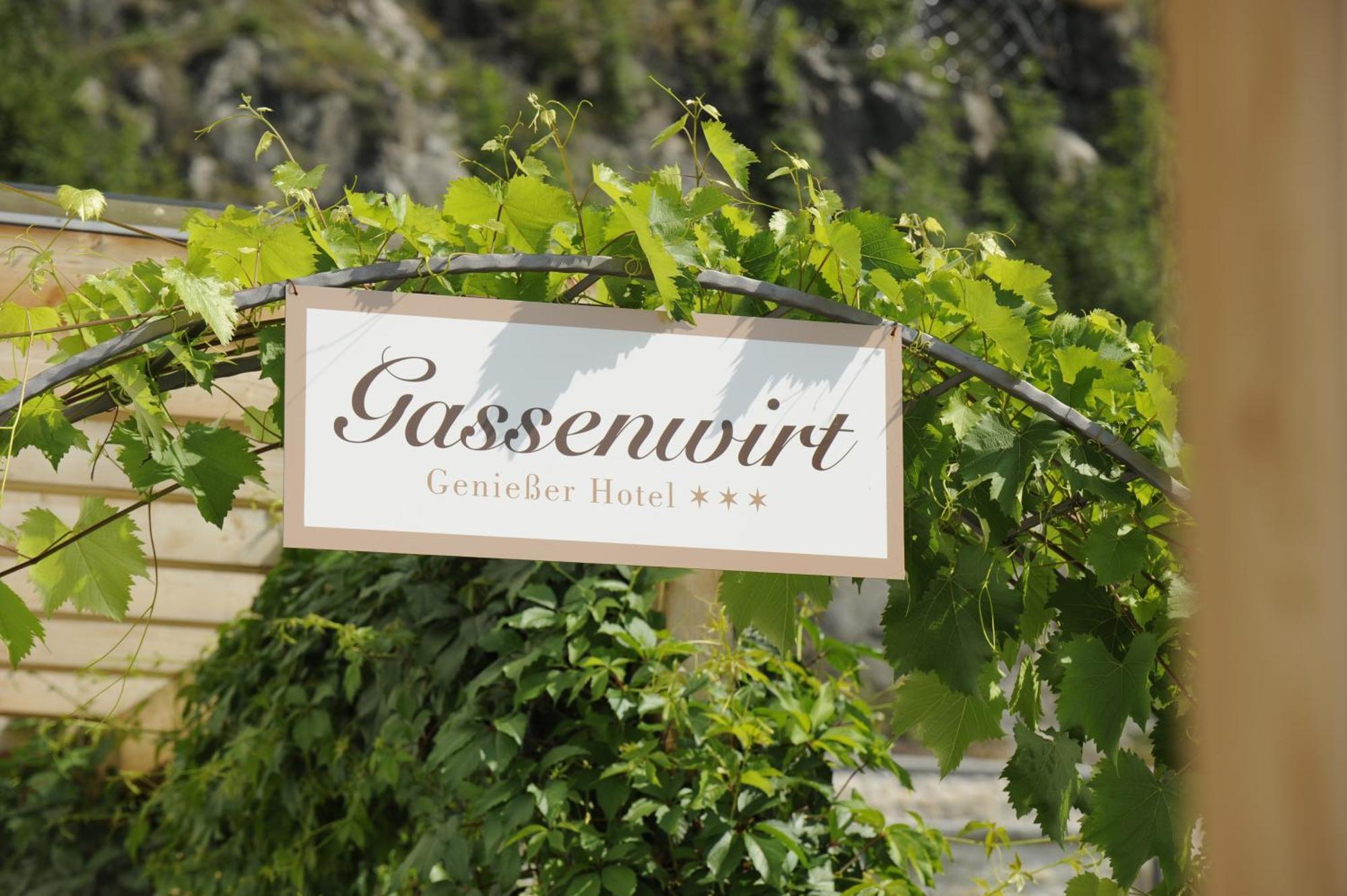 Hotel Gassenwirt Kiens Eksteriør billede