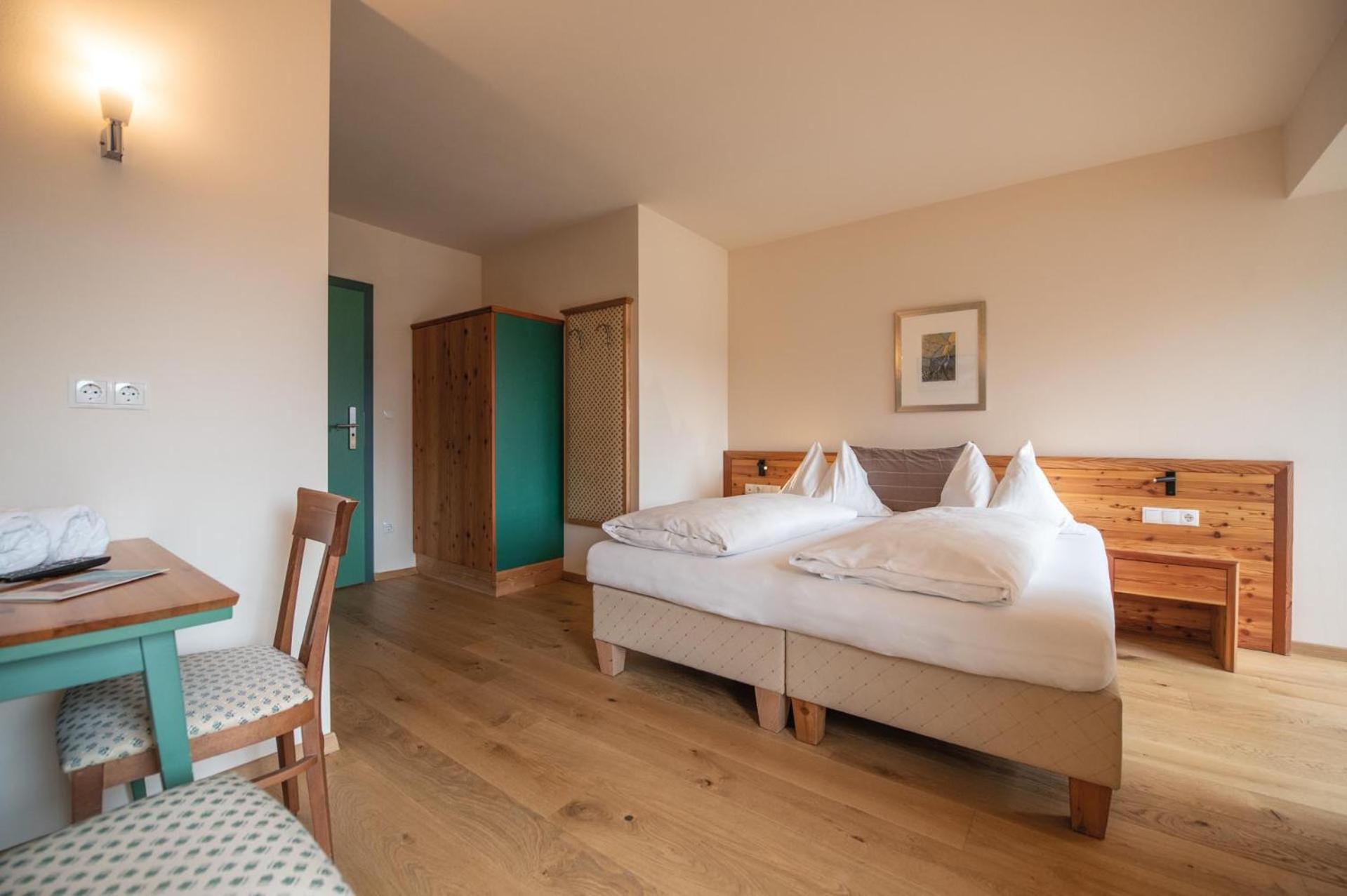 Hotel Gassenwirt Kiens Eksteriør billede